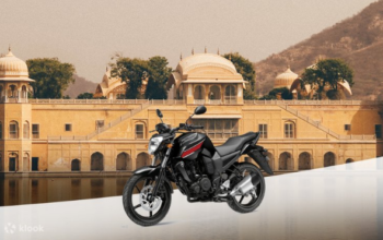 Explore Jaipur on Two Wheels: The Smart Way to Discover the Pink City
