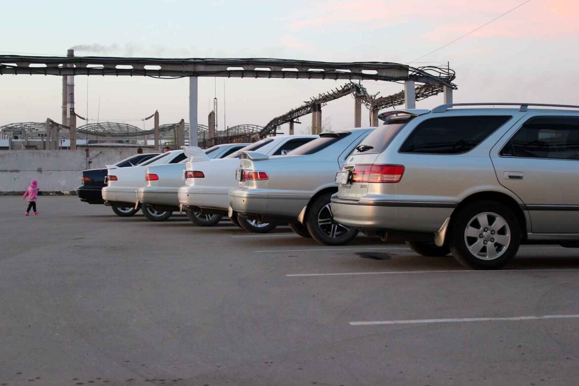 Key Factors Buyers Should Evaluate Before Purchasing Second-hand Cars